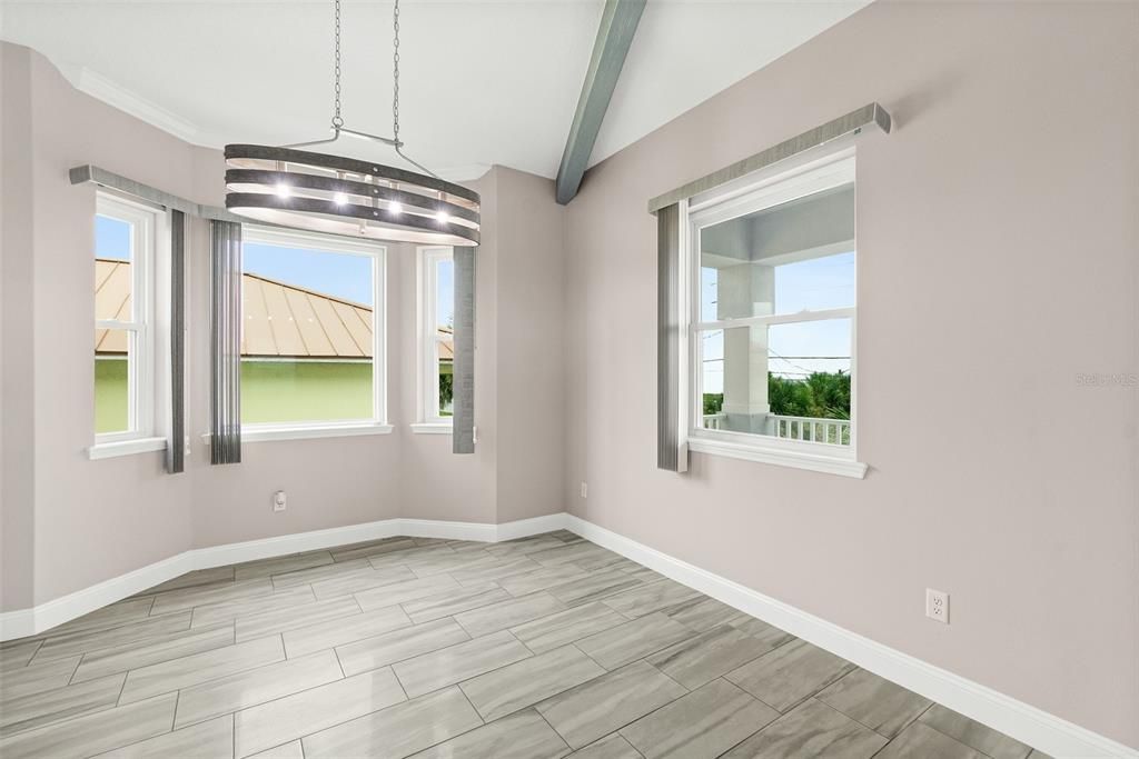 For Sale: $1,174,999 (3 beds, 2 baths, 2614 Square Feet)