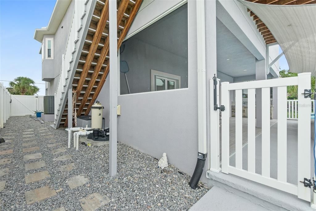 For Sale: $1,174,999 (3 beds, 2 baths, 2614 Square Feet)