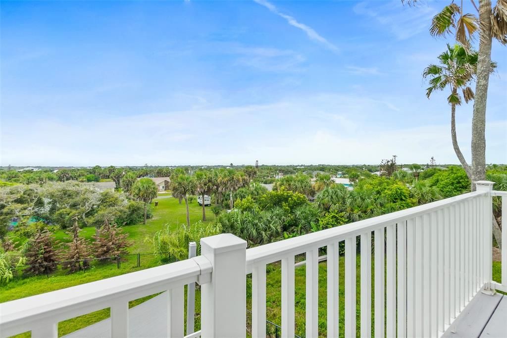 For Sale: $1,174,999 (3 beds, 2 baths, 2614 Square Feet)