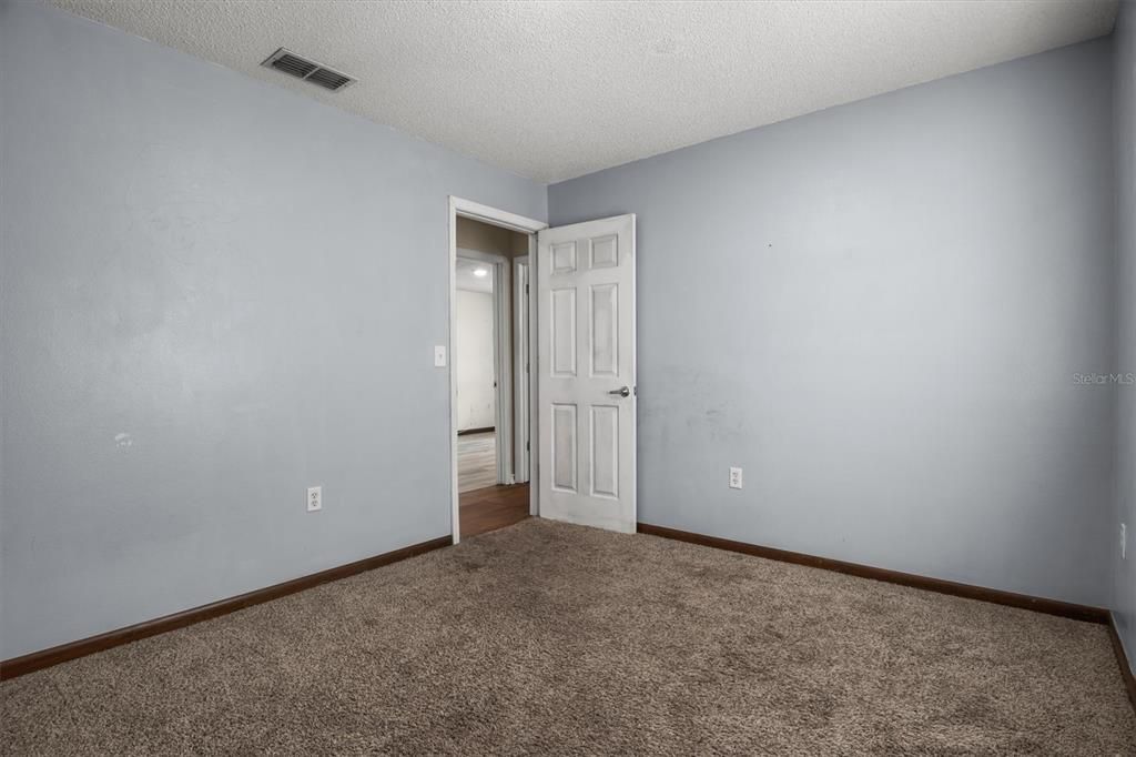For Sale: $335,000 (3 beds, 2 baths, 1458 Square Feet)