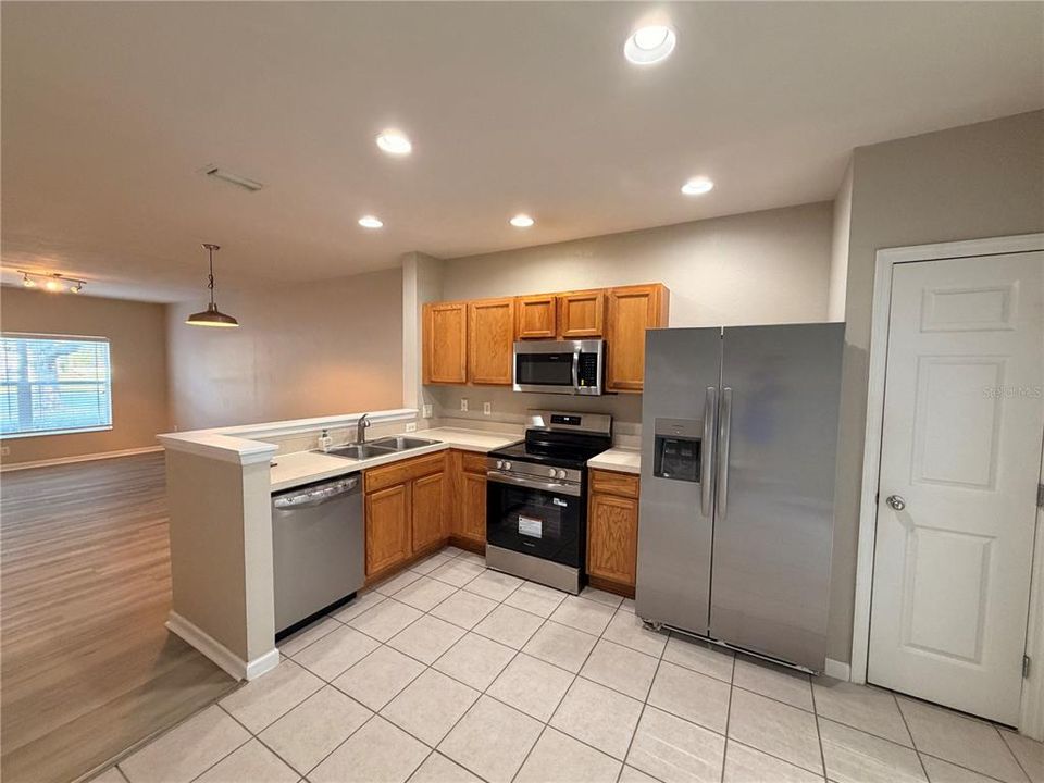 For Rent: $1,500 (2 beds, 2 baths, 1134 Square Feet)