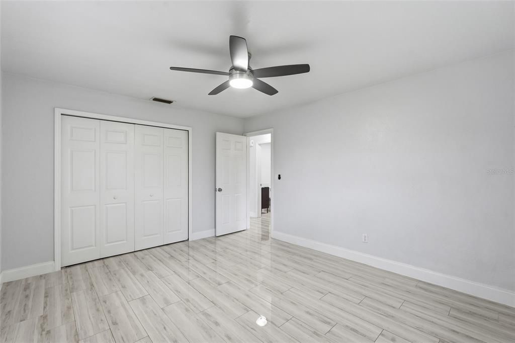 For Sale: $379,000 (3 beds, 3 baths, 2166 Square Feet)