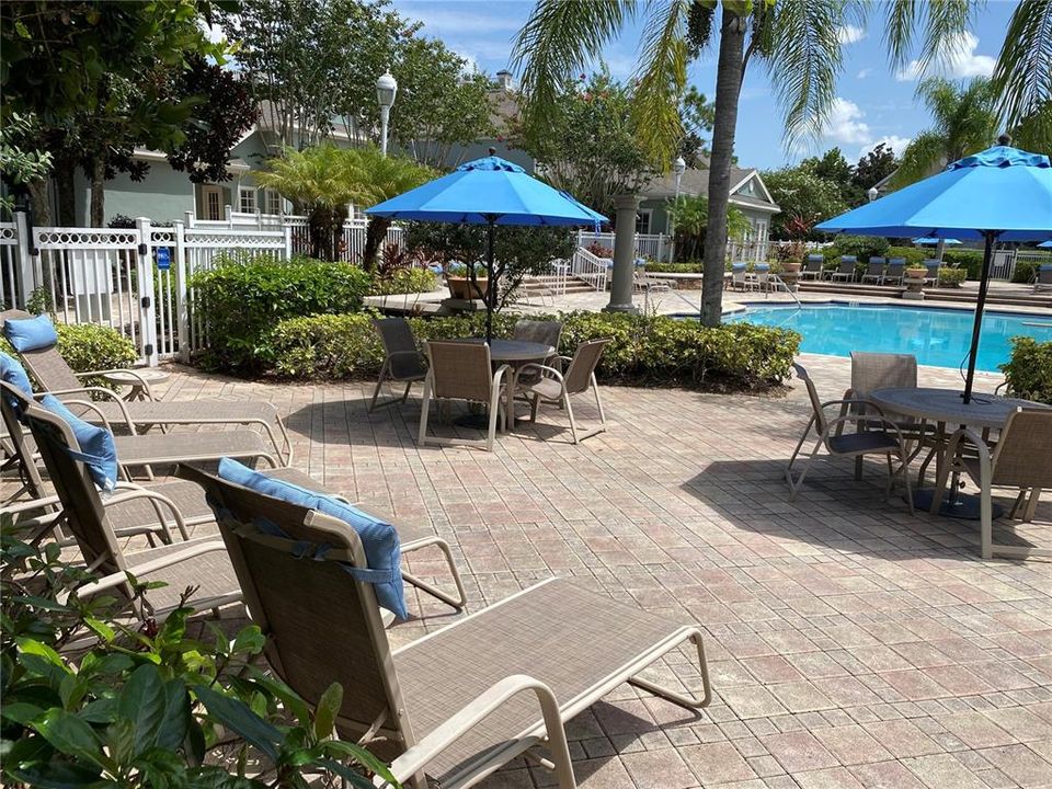 For Sale: $254,000 (3 beds, 2 baths, 1270 Square Feet)