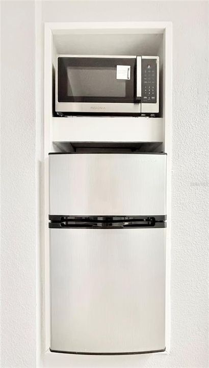 На продажу: $85,000 (0 спален, 1 ванн, 348 Квадратных фут)