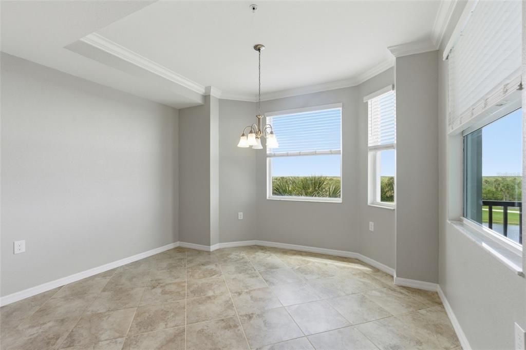 For Sale: $239,000 (2 beds, 2 baths, 1198 Square Feet)