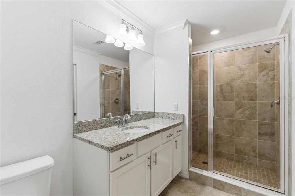 For Sale: $239,000 (2 beds, 2 baths, 1198 Square Feet)