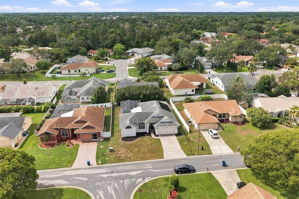 For Sale: $400,000 (4 beds, 3 baths, 2102 Square Feet)