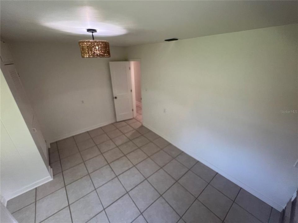For Rent: $2,800 (3 beds, 1 baths, 1146 Square Feet)