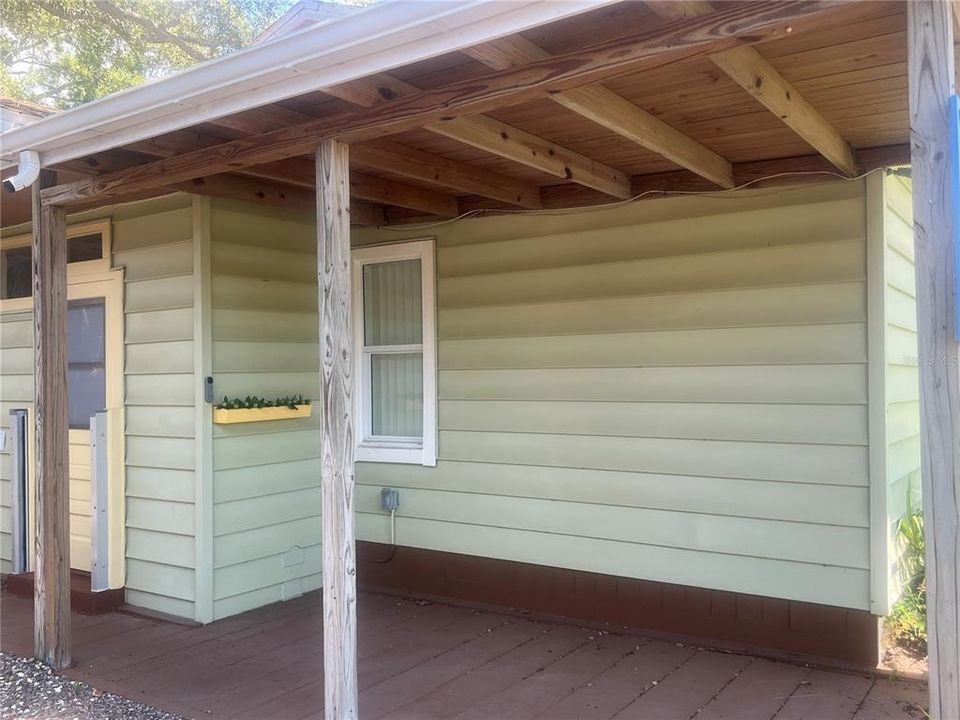 For Rent: $2,800 (3 beds, 1 baths, 1146 Square Feet)