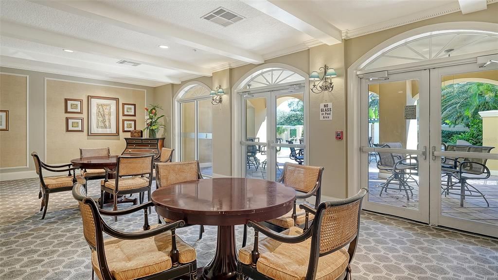For Sale: $399,000 (2 beds, 2 baths, 1084 Square Feet)