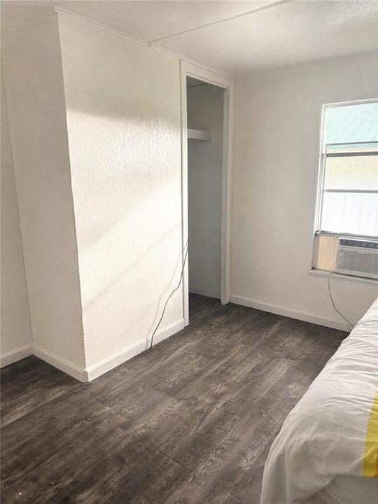 For Sale: $279,000 (3 beds, 2 baths, 920 Square Feet)