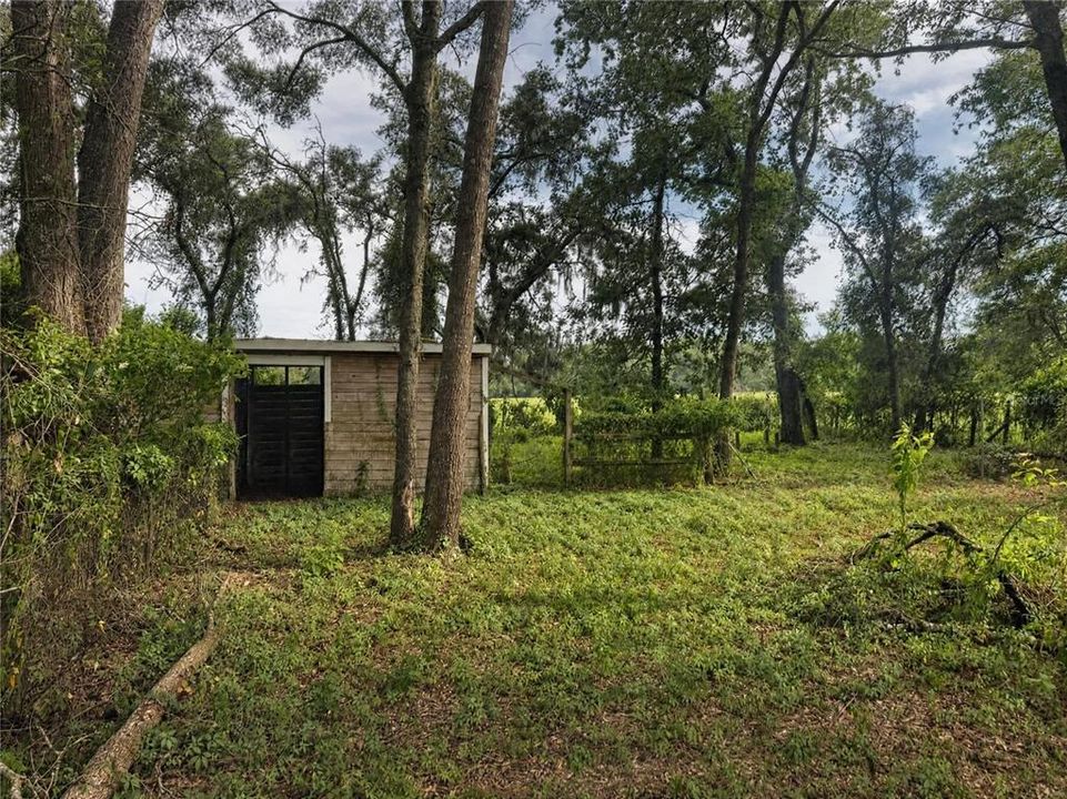 For Sale: $279,000 (3 beds, 2 baths, 920 Square Feet)