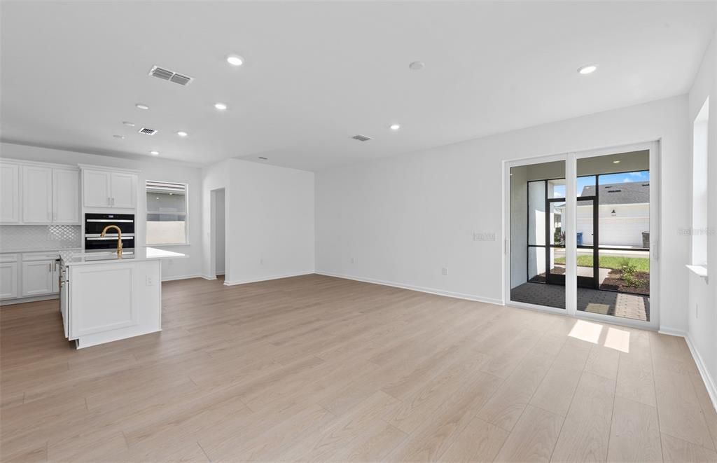 For Sale: $665,070 (4 beds, 3 baths, 2341 Square Feet)