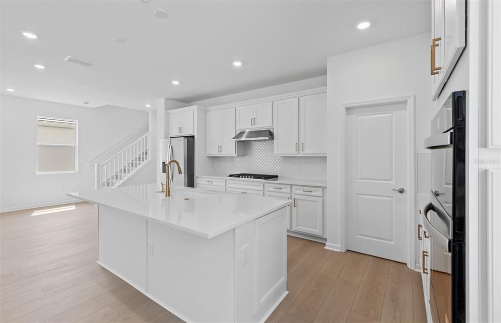 For Sale: $665,070 (4 beds, 3 baths, 2341 Square Feet)