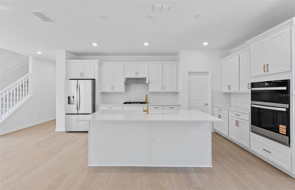 For Sale: $665,070 (4 beds, 3 baths, 2341 Square Feet)