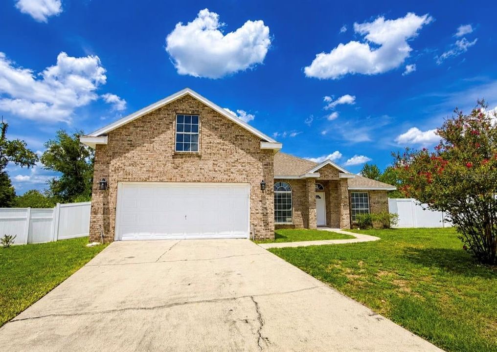 En Venta: $459,999 (5 camas, 3 baños, 2263 Pies cuadrados)