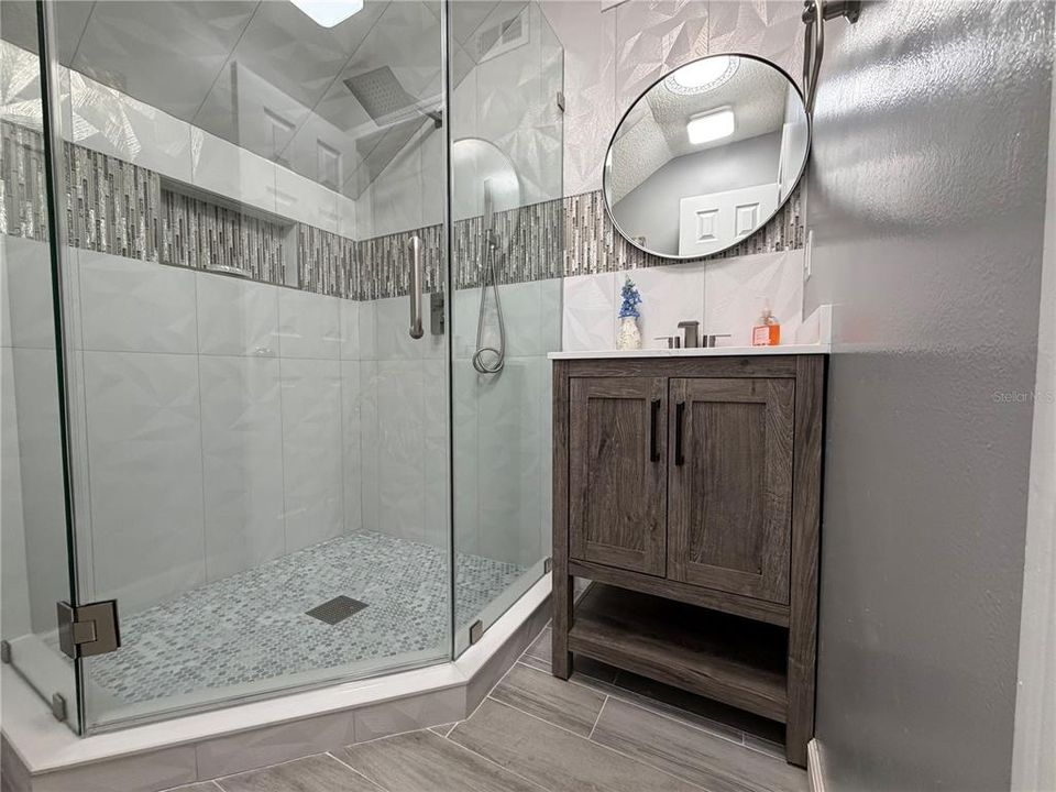 En Venta: $459,999 (5 camas, 3 baños, 2263 Pies cuadrados)