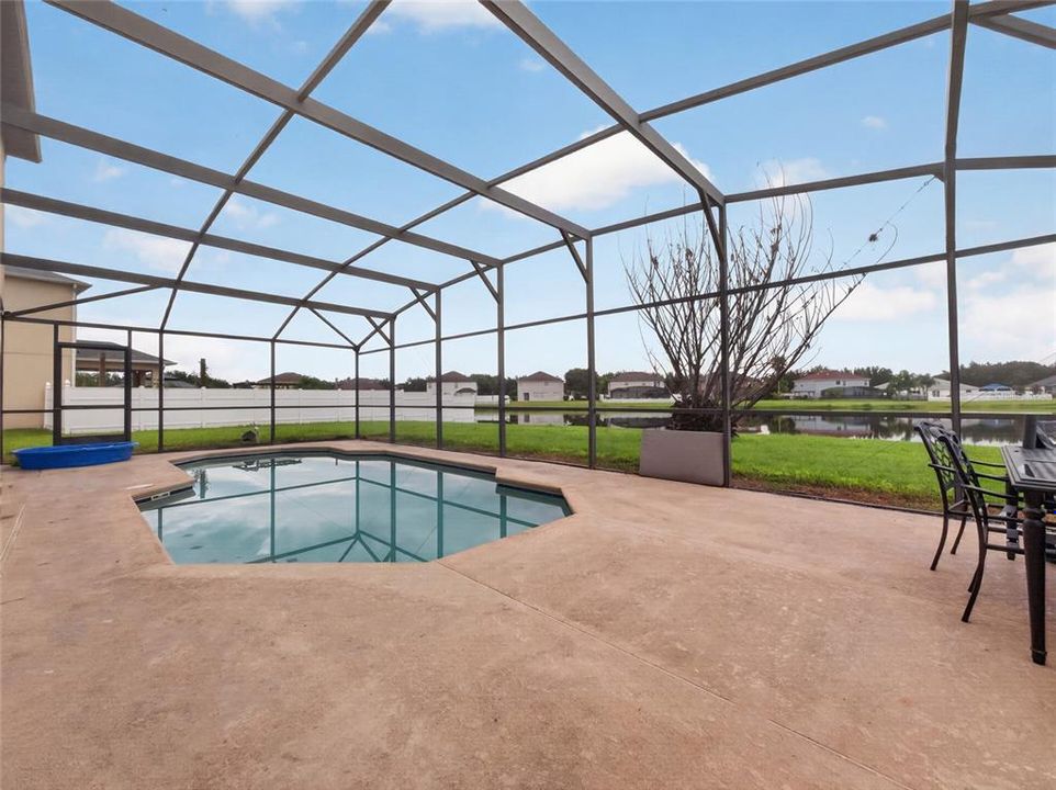 En Venta: $439,900 (5 camas, 3 baños, 3257 Pies cuadrados)