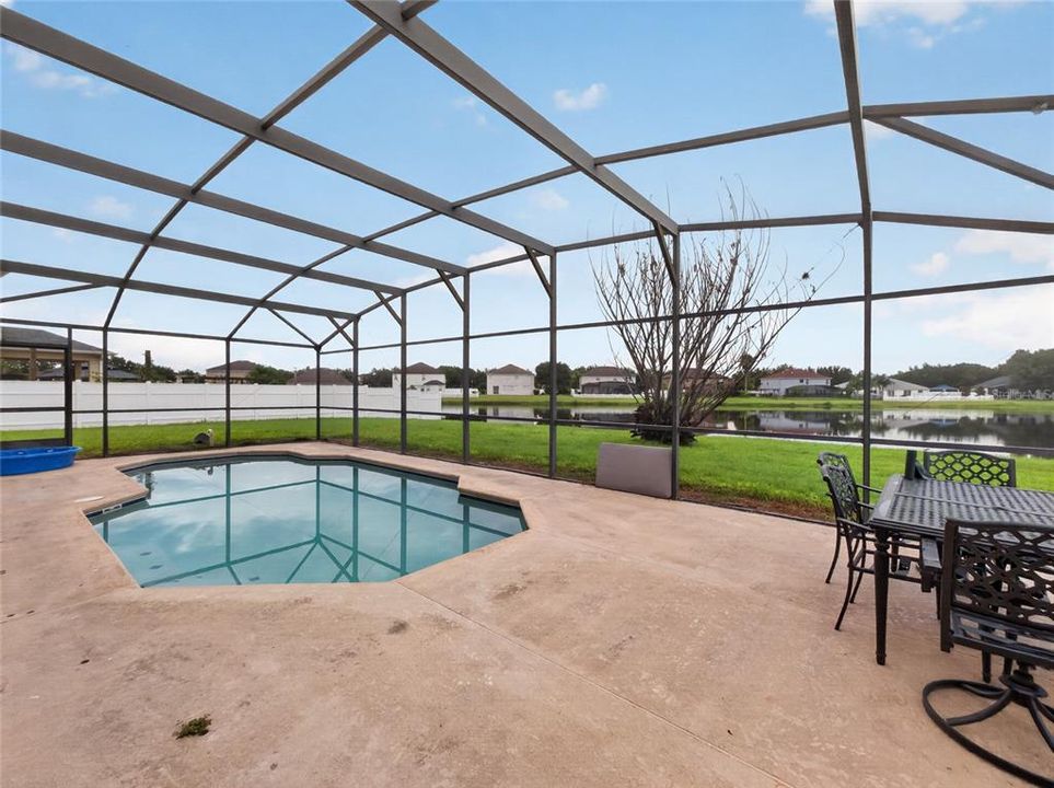En Venta: $439,900 (5 camas, 3 baños, 3257 Pies cuadrados)