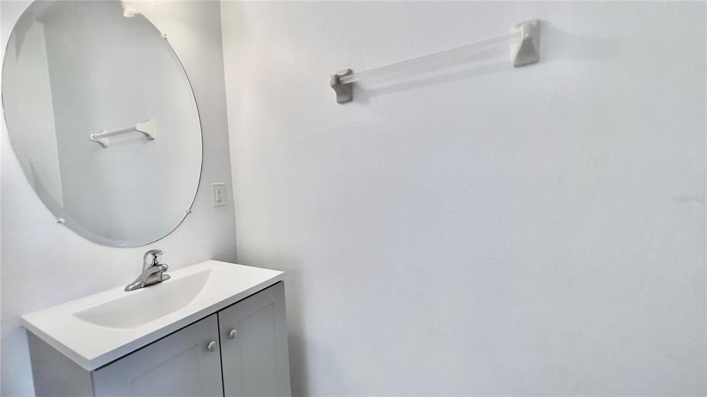 For Rent: $2,100 (2 beds, 2 baths, 1071 Square Feet)