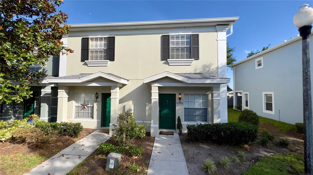 For Rent: $2,100 (2 beds, 2 baths, 1071 Square Feet)