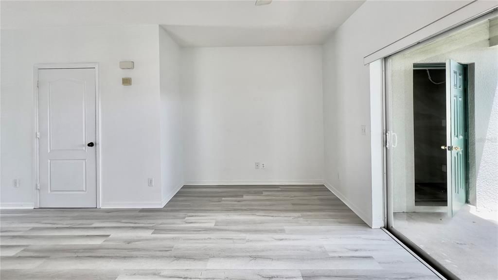 For Rent: $2,100 (2 beds, 2 baths, 1071 Square Feet)