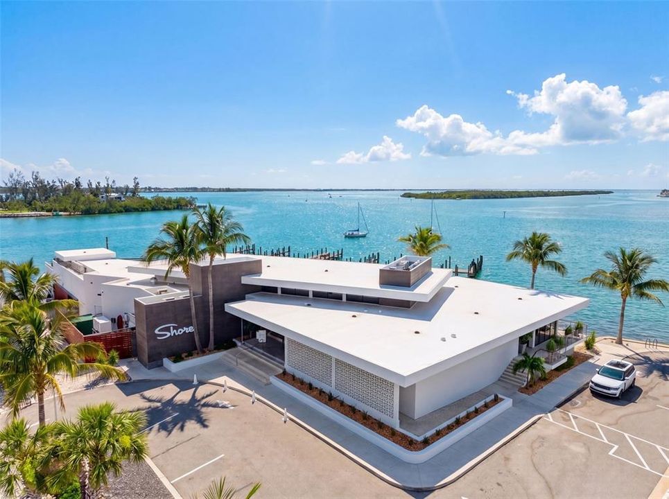For Sale: $975,000 (2 beds, 2 baths, 1336 Square Feet)