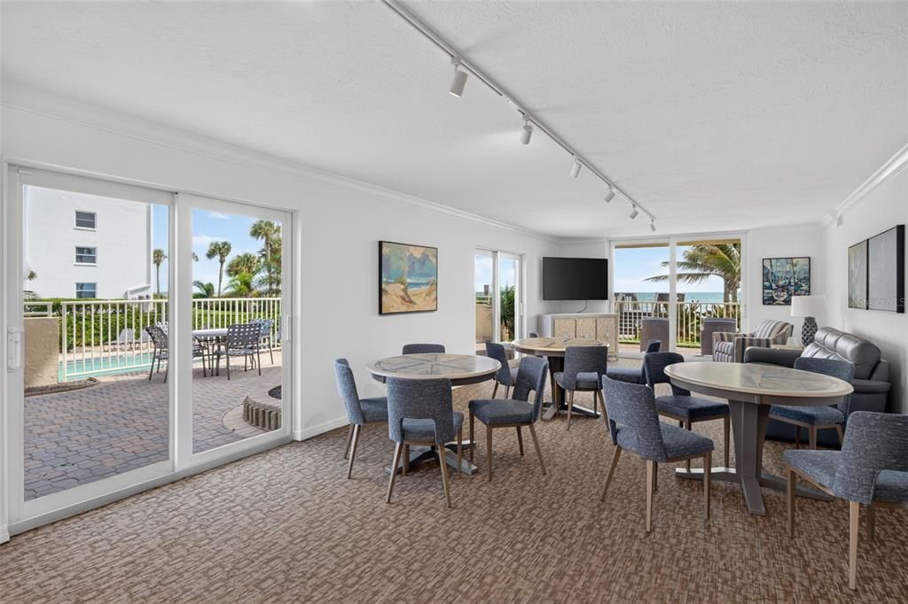 For Sale: $975,000 (2 beds, 2 baths, 1336 Square Feet)