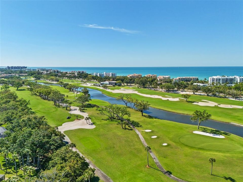 For Sale: $975,000 (2 beds, 2 baths, 1336 Square Feet)