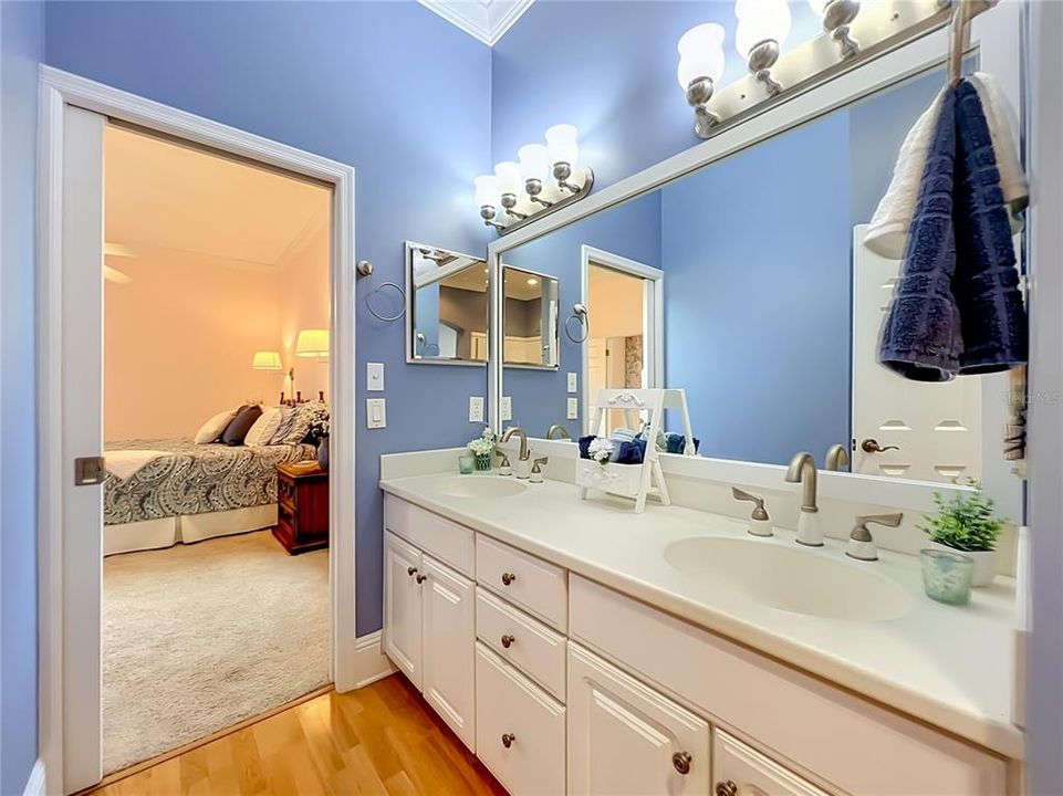 En Venta: $1,000,050 (4 camas, 3 baños, 2868 Pies cuadrados)