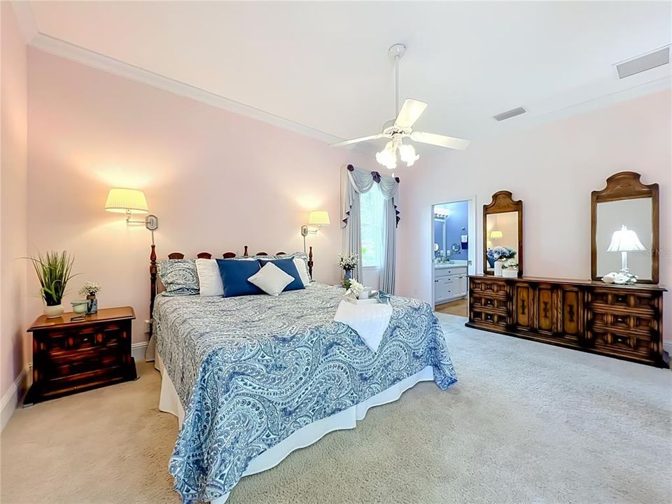 En Venta: $1,000,050 (4 camas, 3 baños, 2868 Pies cuadrados)