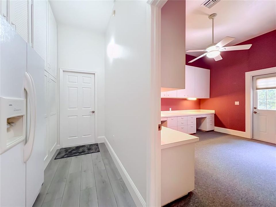 En Venta: $1,000,050 (4 camas, 3 baños, 2868 Pies cuadrados)