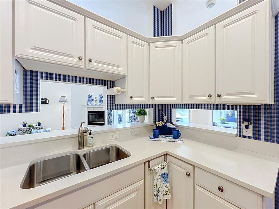 En Venta: $1,000,050 (4 camas, 3 baños, 2868 Pies cuadrados)