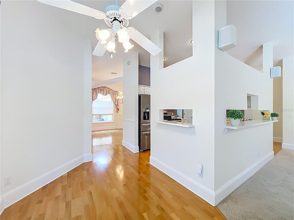En Venta: $1,000,050 (4 camas, 3 baños, 2868 Pies cuadrados)