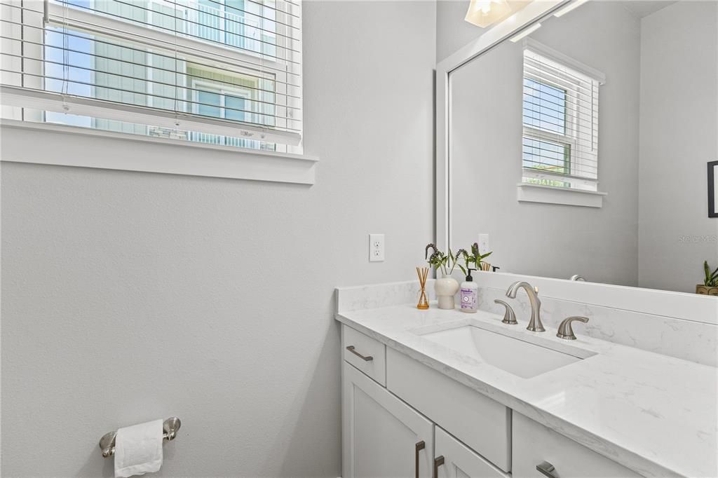 For Sale: $799,000 (3 beds, 3 baths, 2434 Square Feet)