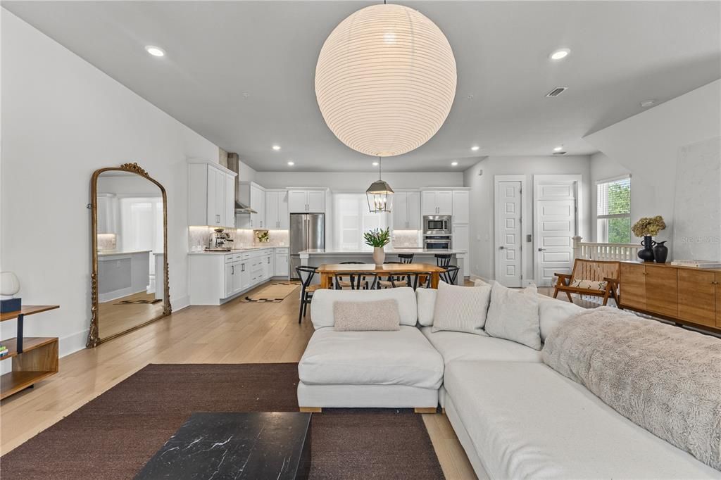 For Sale: $799,000 (3 beds, 3 baths, 2434 Square Feet)