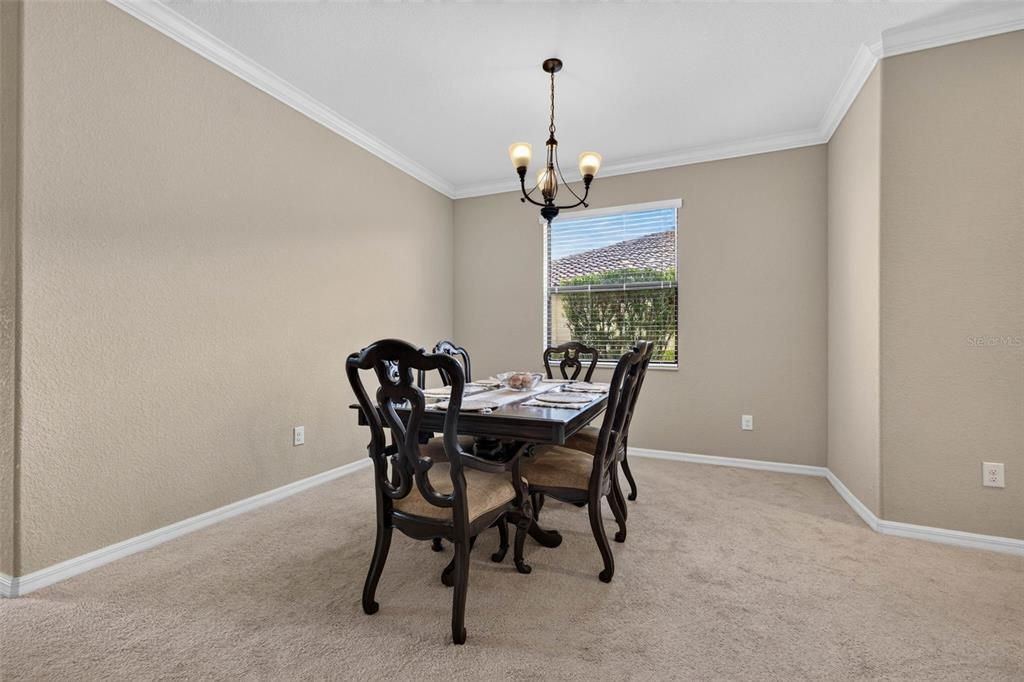 For Sale: $799,000 (6 beds, 4 baths, 3905 Square Feet)