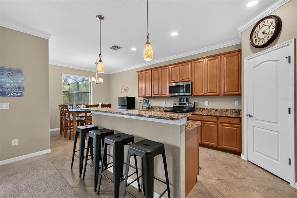 For Sale: $799,000 (6 beds, 4 baths, 3905 Square Feet)