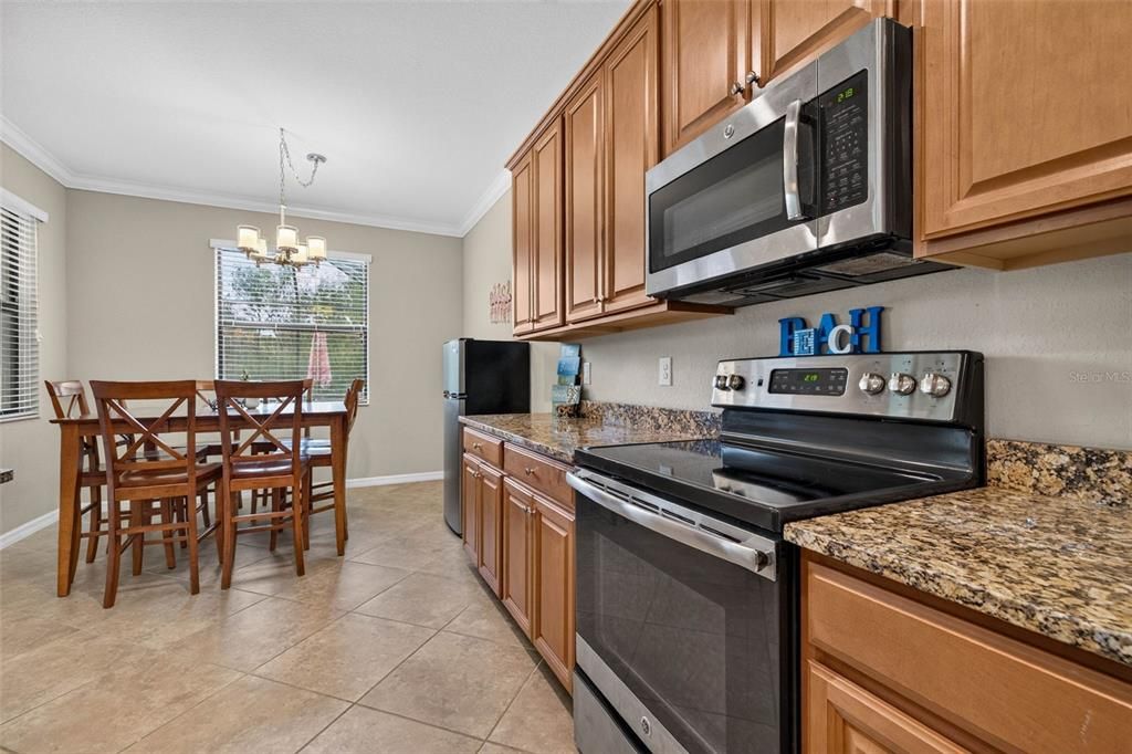 For Sale: $799,000 (6 beds, 4 baths, 3905 Square Feet)
