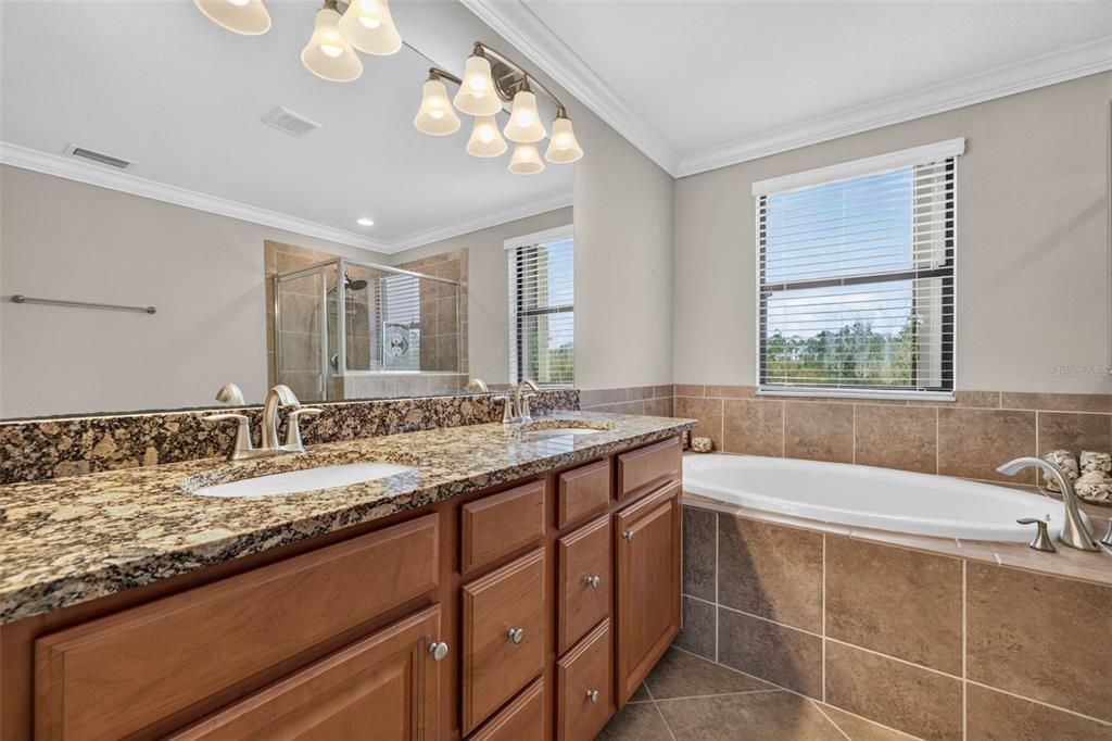 For Sale: $799,000 (6 beds, 4 baths, 3905 Square Feet)