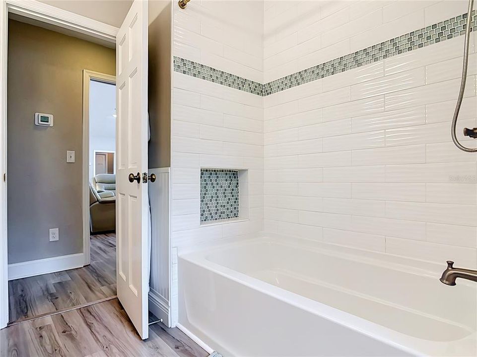 For Sale: $799,000 (4 beds, 2 baths, 2777 Square Feet)