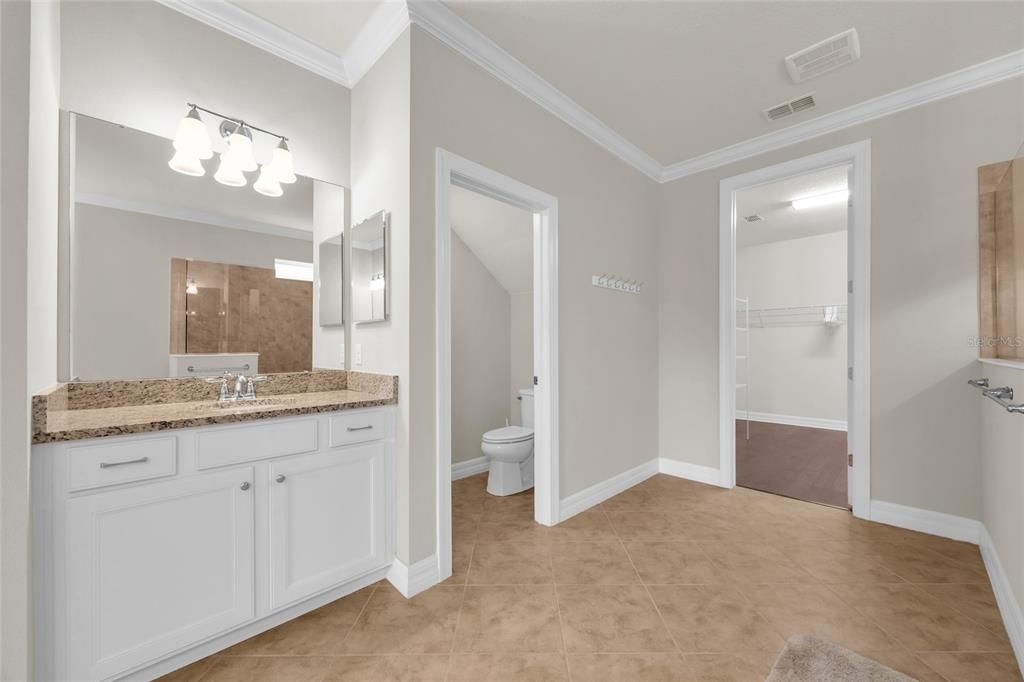В аренду: $4,000 (3 спален, 2 ванн, 2744 Квадратных фут)