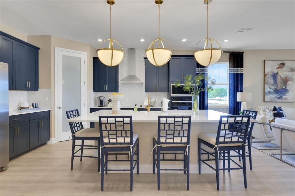 En Venta: $844,172 (6 camas, 4 baños, 3412 Pies cuadrados)