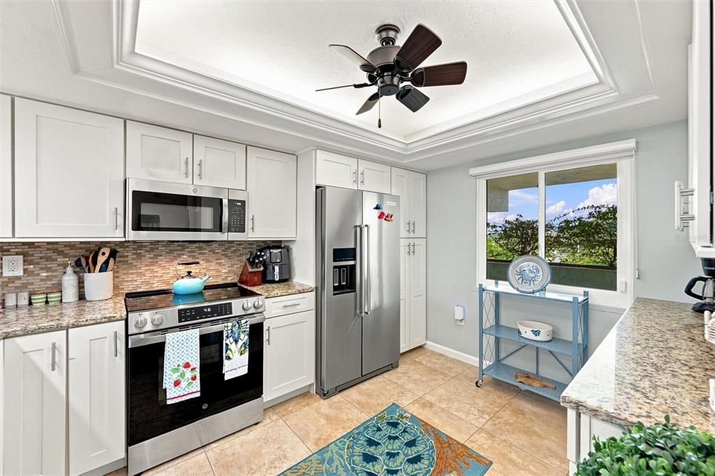 For Sale: $359,000 (2 beds, 2 baths, 1322 Square Feet)