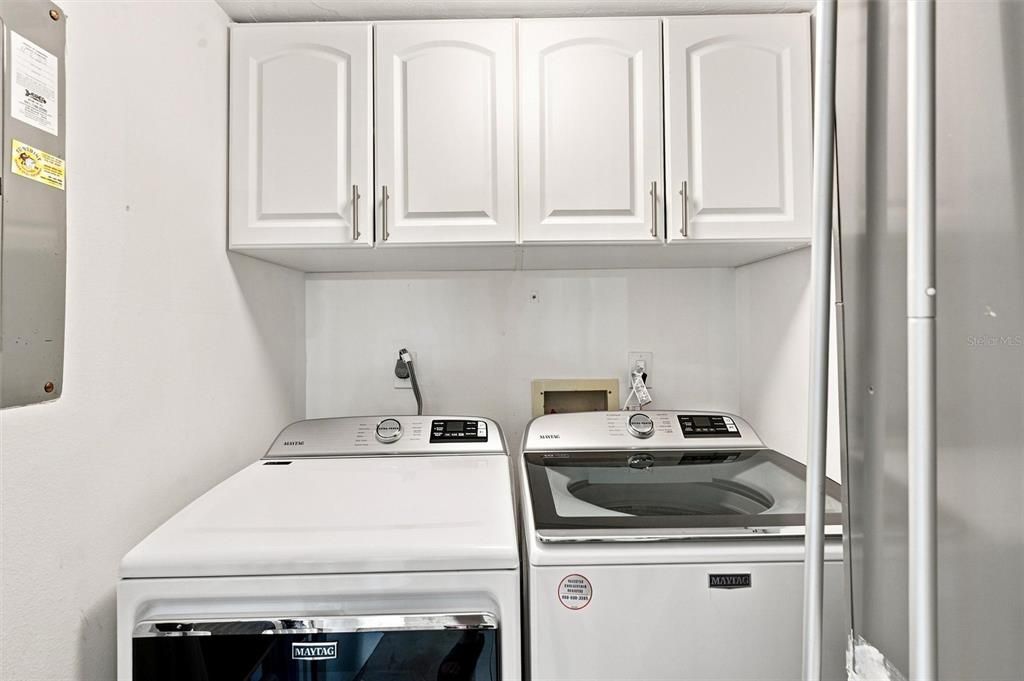 For Sale: $359,000 (2 beds, 2 baths, 1322 Square Feet)