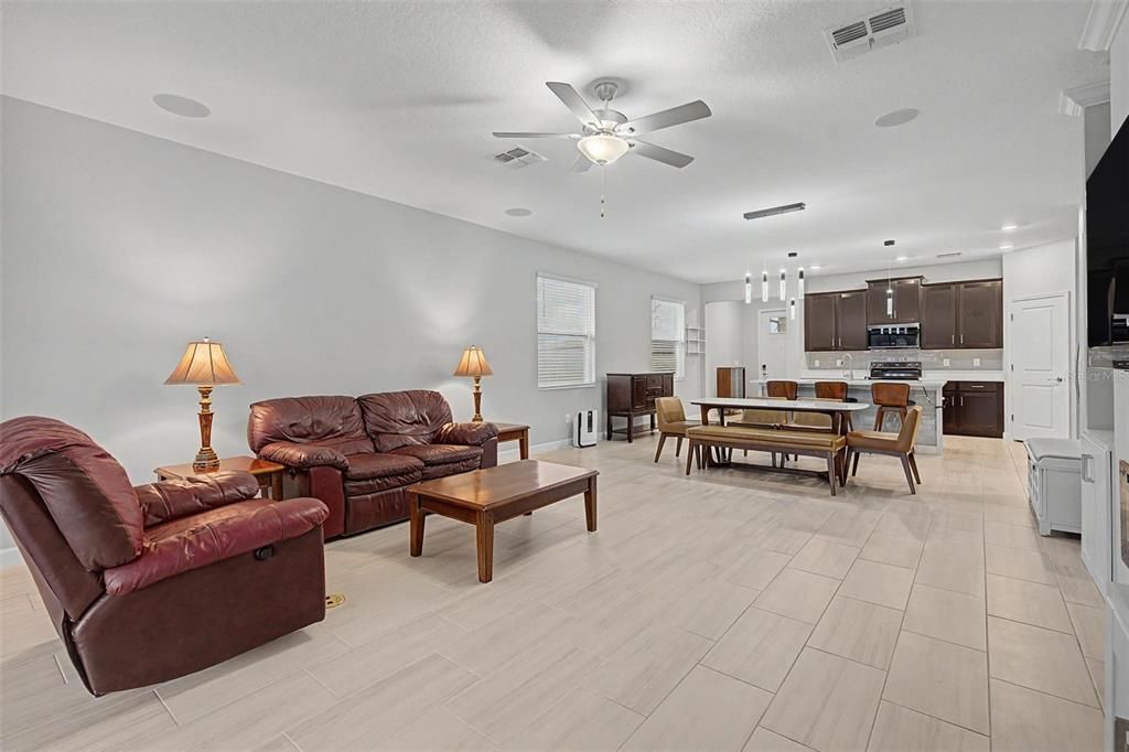 For Sale: $395,000 (2 beds, 2 baths, 1770 Square Feet)