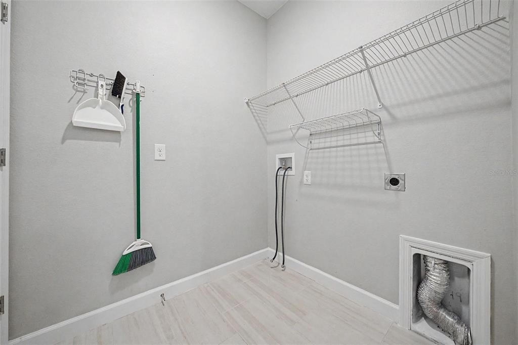 For Sale: $395,000 (2 beds, 2 baths, 1770 Square Feet)