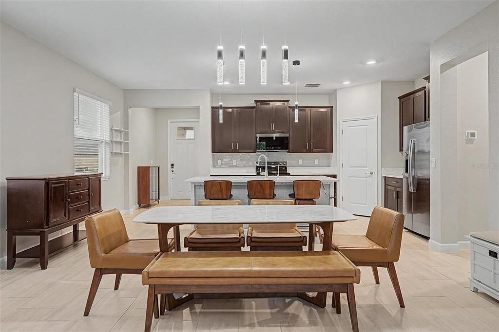 For Sale: $395,000 (2 beds, 2 baths, 1770 Square Feet)