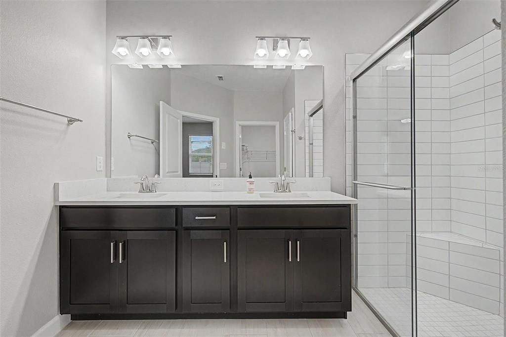 For Sale: $395,000 (2 beds, 2 baths, 1770 Square Feet)