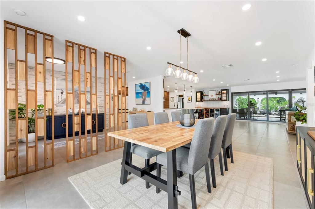 For Sale: $1,100,000 (3 beds, 2 baths, 2871 Square Feet)